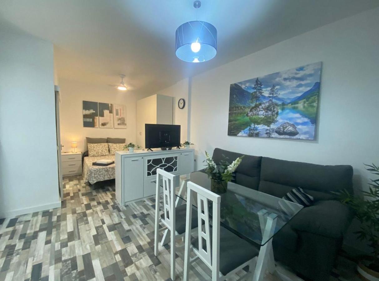 Holidays2Benalmadena Siroco Parking And Balcony Apartment ภายนอก รูปภาพ