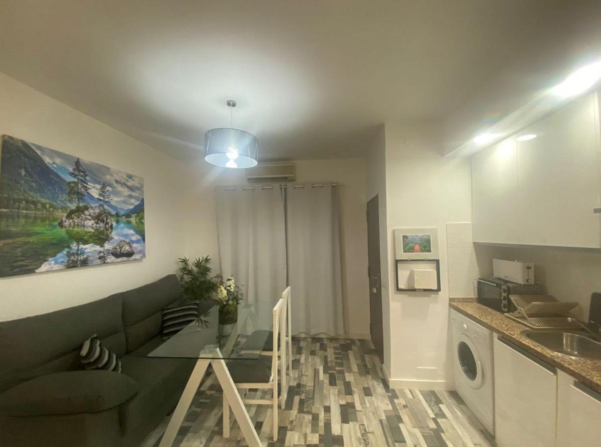 Holidays2Benalmadena Siroco Parking And Balcony Apartment ภายนอก รูปภาพ